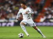 开云官网-詹姆斯惊艳四座，辽宁队险胜尼克斯，一场跨越想象的篮球对话