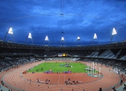 开云APP-迪马利亚传奇夜，一传一射刷新纪录，拜仁绝境翻盘那不勒斯