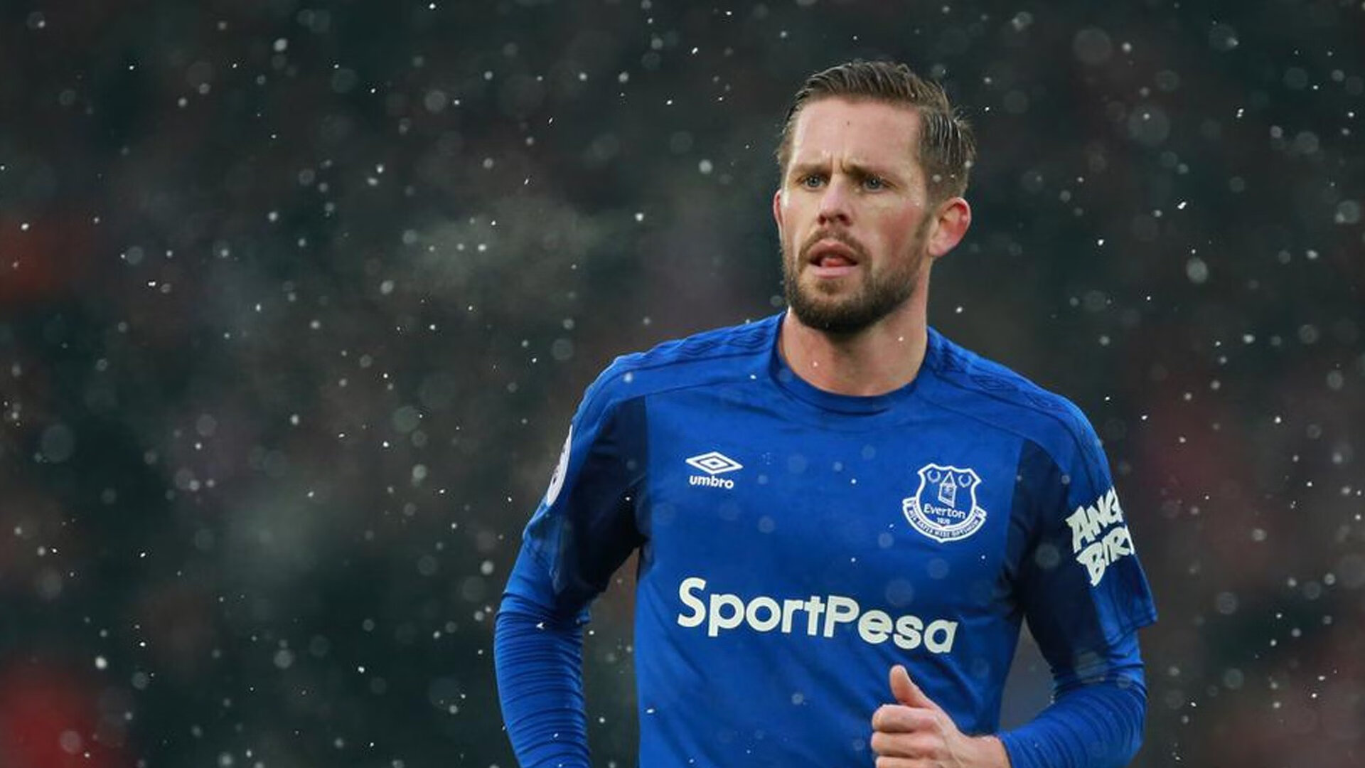 F1新赛季揭幕战之夜，杜兰特压制级发挥，速度与掌控的双重奏