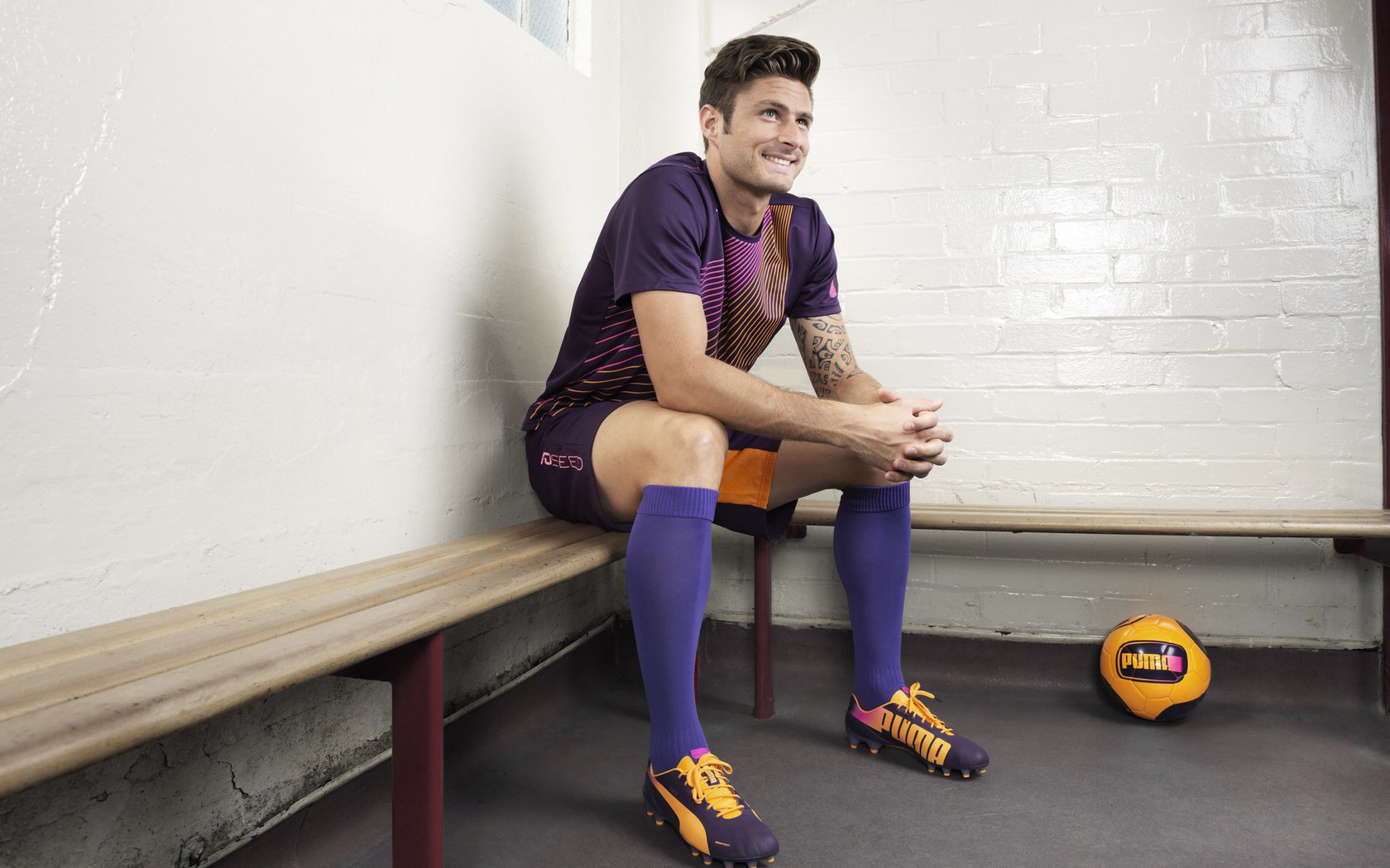 东瀛铁骑碾碎绿茵童话,布鲁诺一剑封喉,日本粉碎爱尔兰晋级梦