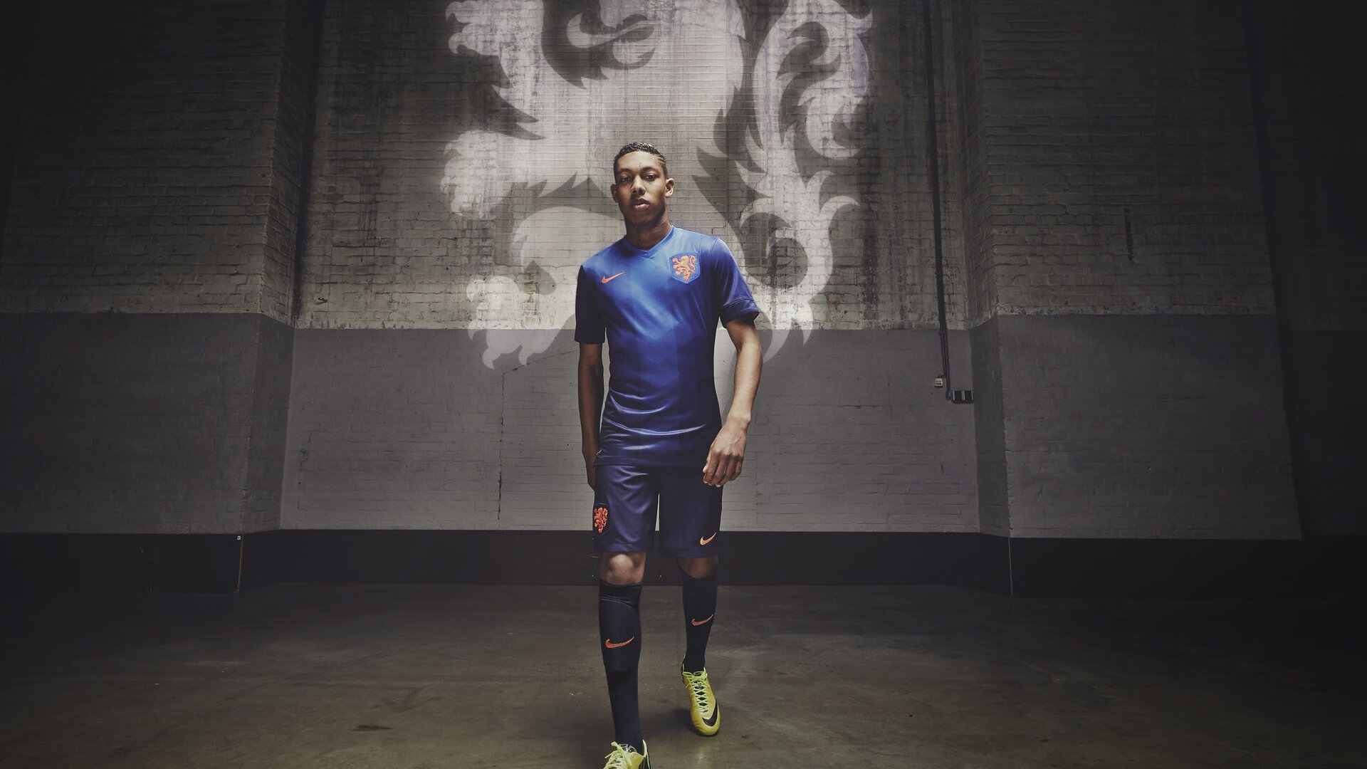 从温网草场到拉沃尔杯，鲁德点燃的不仅是赛场，更是传承的火种